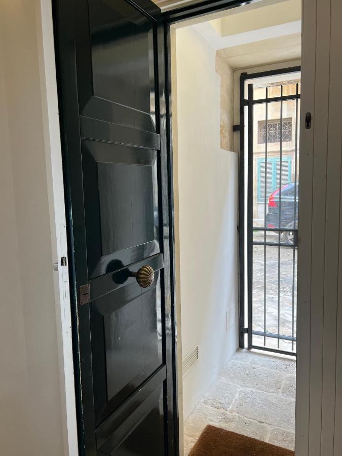 Li Turnisi Apartment Лечче Екстер'єр фото